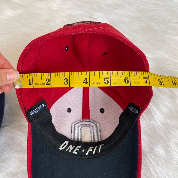 Pair of Ohio State and UNC Chapel Hill Top of the World One Fit caps - Picture 11 of 15
